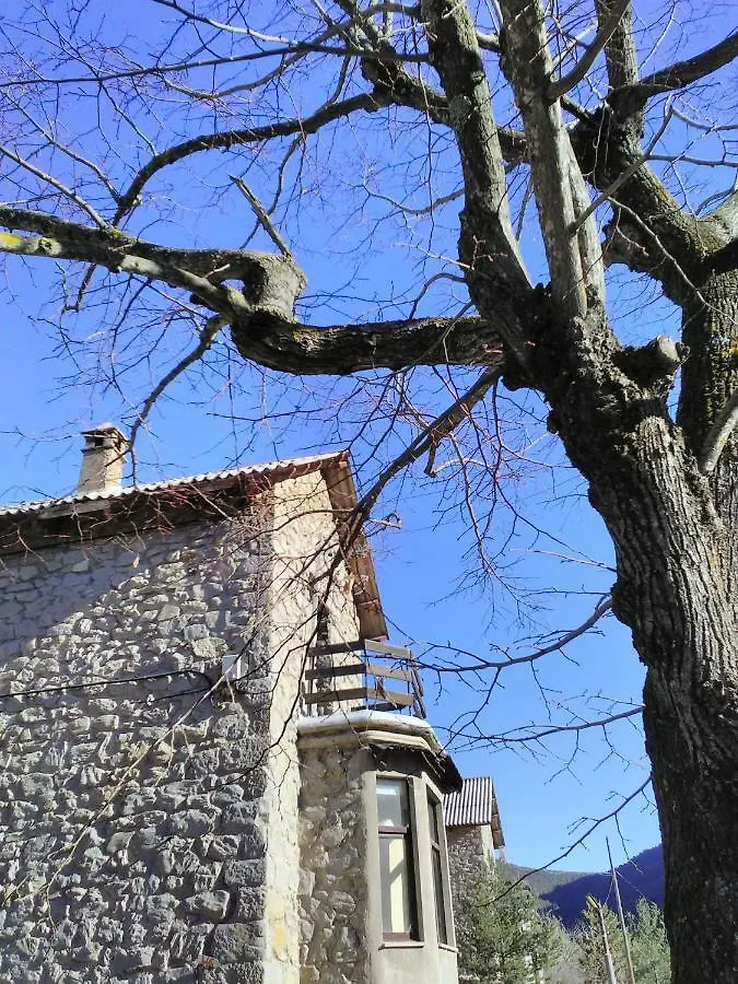 Guest house Refugi Quatre Cases Clot del Moro
